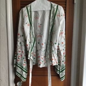 Y apparel usa wrap blouse